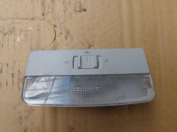 PLAFONIER VW POLO 9N3 - Vue 1